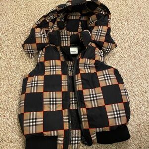 Burberry kids vest
